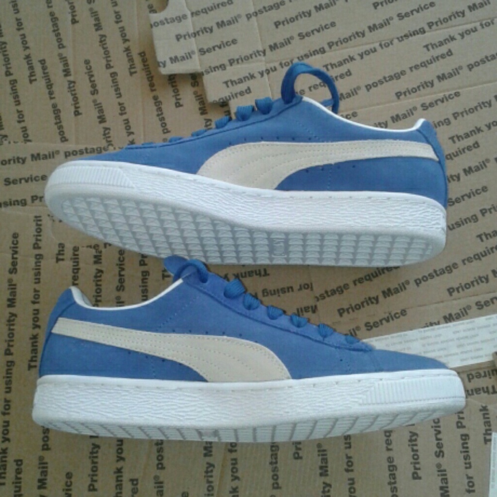 π¨ NEW Classic Suede Puma Sneakers Women size 9 - Picture 6 of 7